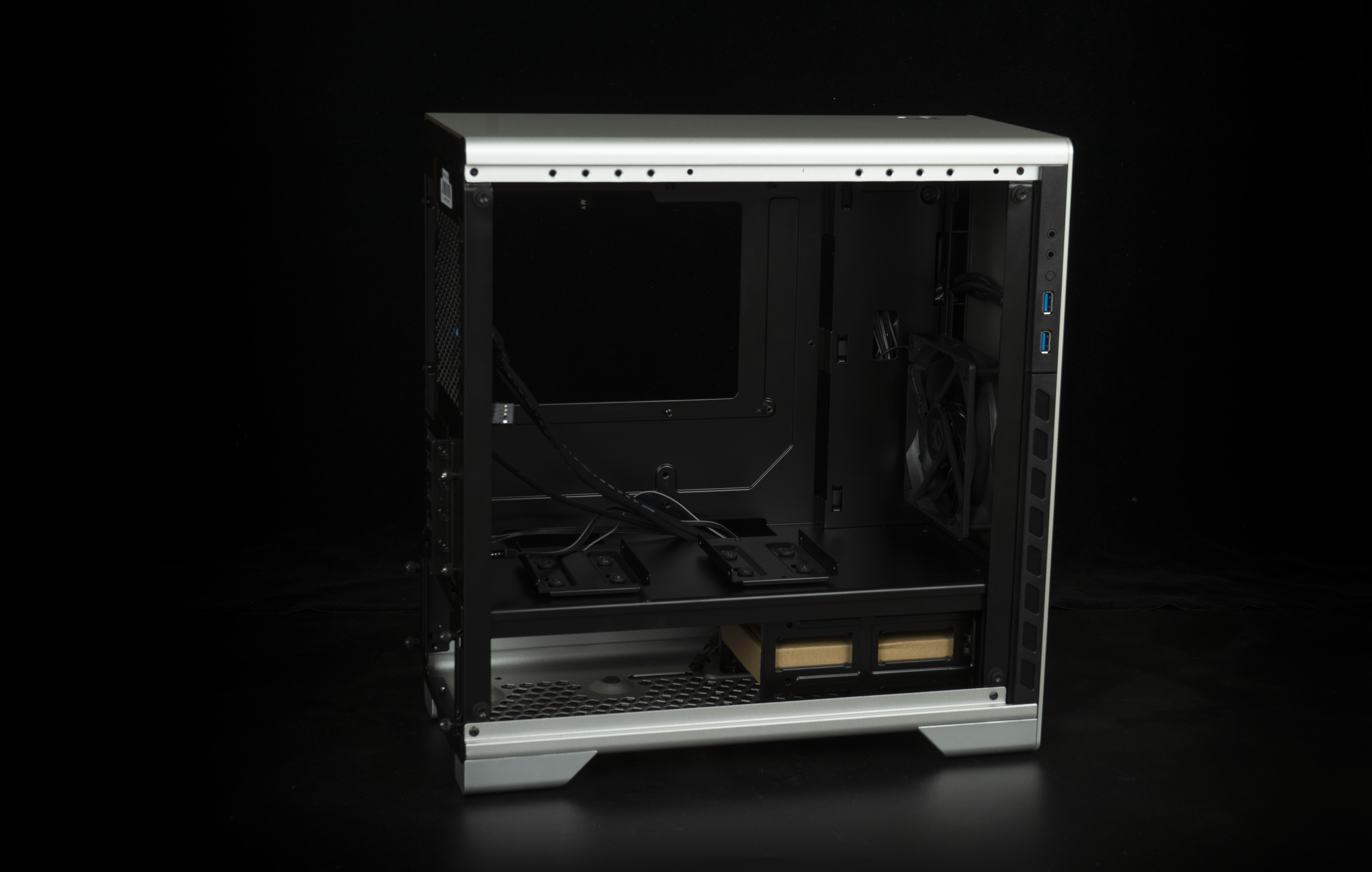 华硕tufb365m-plusgaming搭配i58500,华硕tufb365m-plusgaming搭配i59600kf