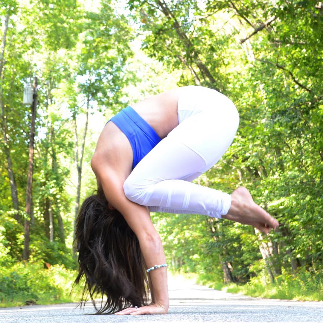 没练过瑜伽直接练普拉提,练普拉提瑜伽两个月就有变化