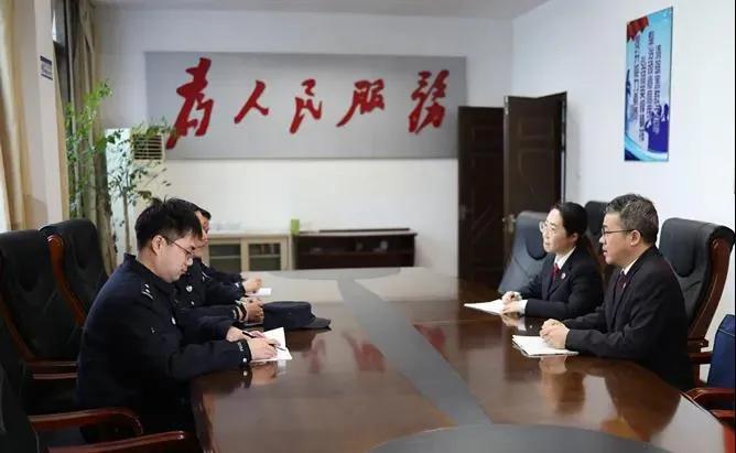 检察建议守护群众脚底下的安全,以案释法偷窨井盖可构成严重犯罪