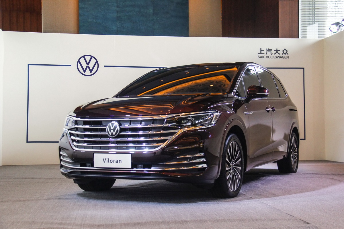 大众威然和gl8陆尊驾驶感受对比,大众威然对比gl8陆尊