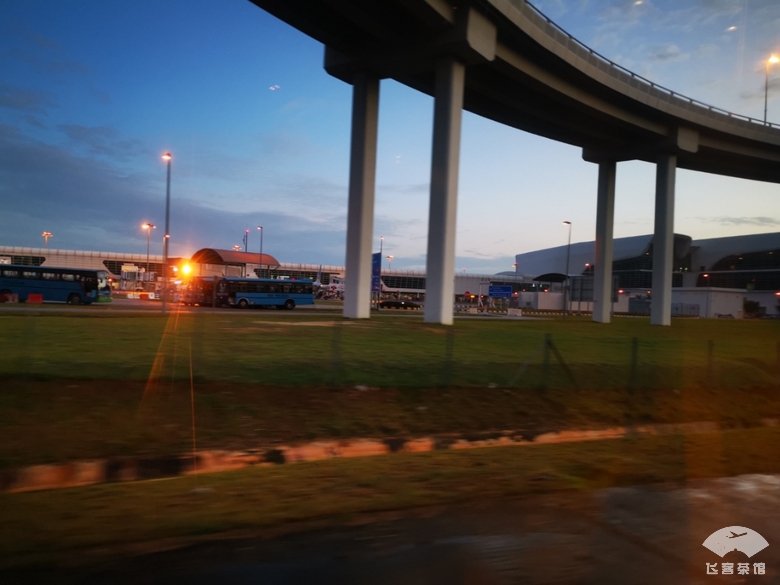 必须为亚航餐饮打call!椰浆鸡肉饭太惊艳了,真正的物美价廉