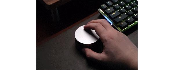 游戏宅的电脑桌面,游戏头戴式耳机rog棱镜s