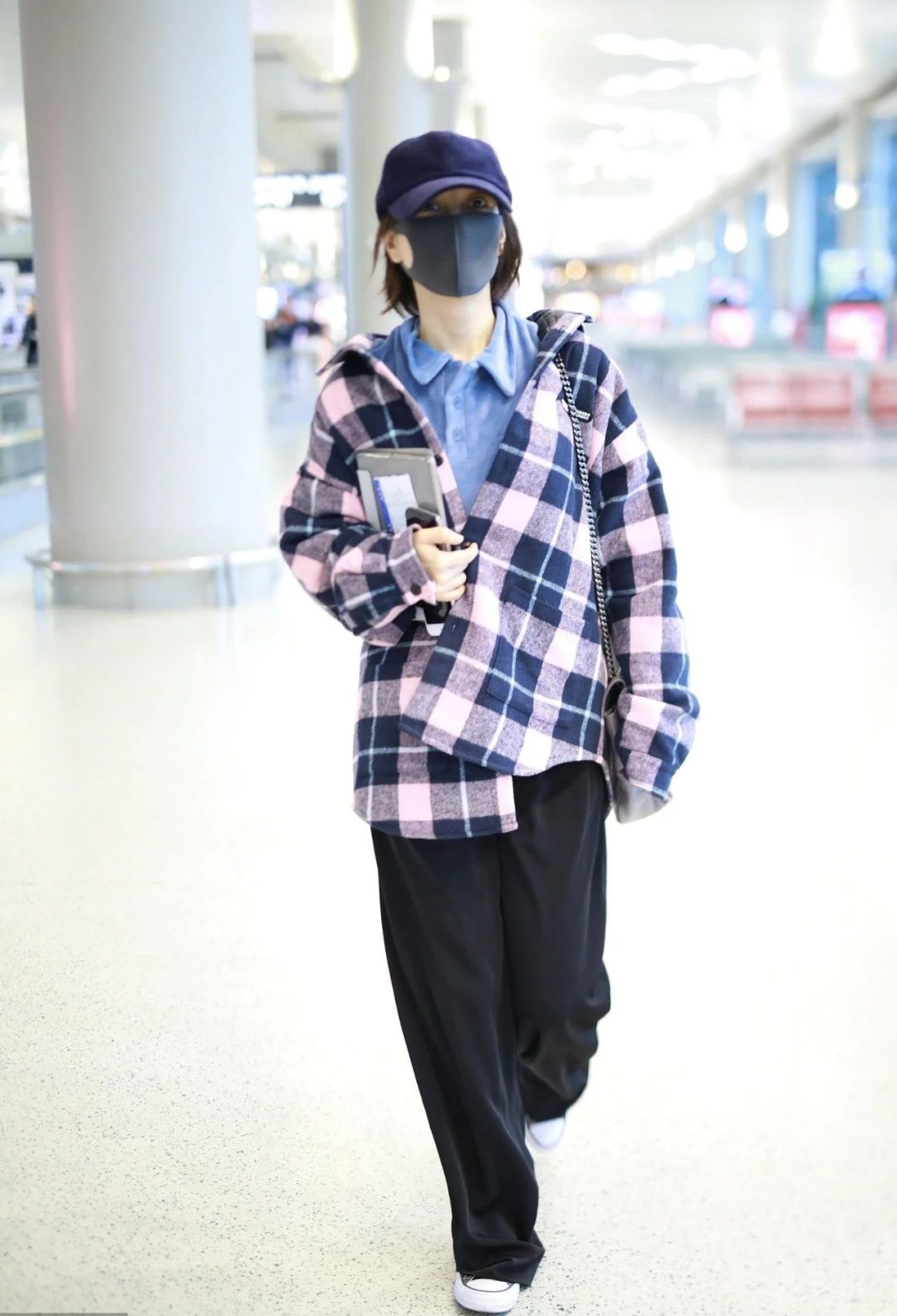 机场女王杨幂,机场女王戚薇杨幂