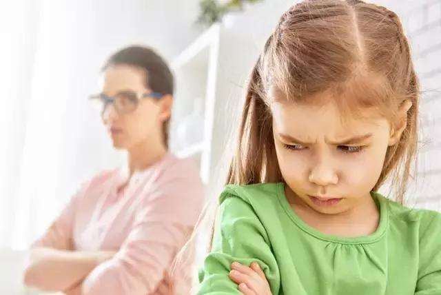 孩子和家长之间发生矛盾怎么解决,孩子与家长有隔阂怎么办