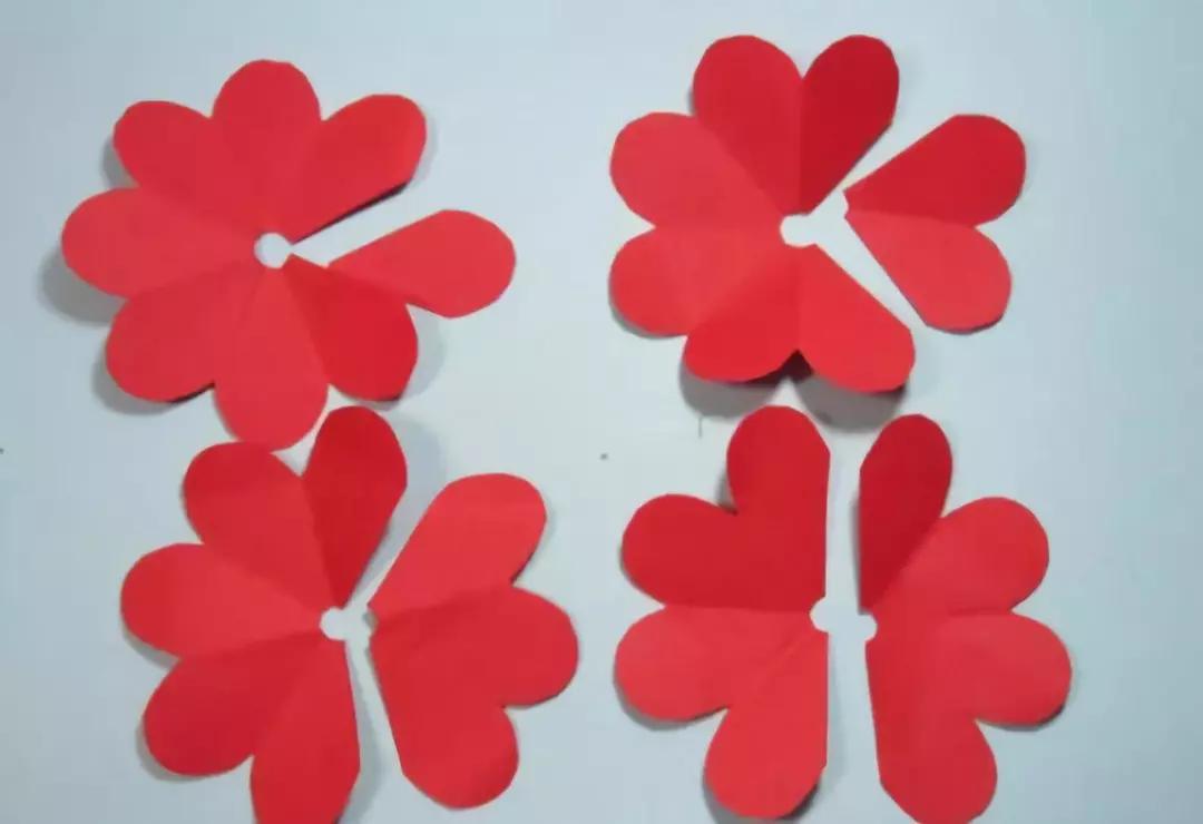 有颜色的玫瑰是怎么做出来的,白玫瑰怎么做七彩玫瑰