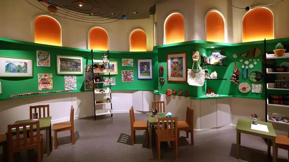 国产女装黑马，5000一件还遭疯抢！全凭这点做得好！