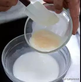 只用香蕉和巧克力做的布朗尼蛋糕,一个简易蛋糕的制作