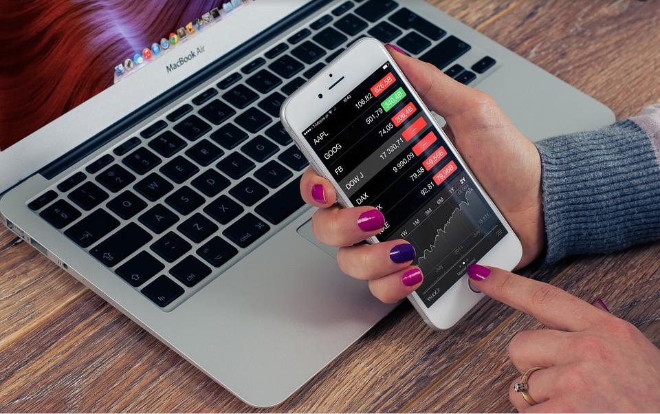 手机电池不蓄电怎么解决,手机电池不充电用什么方法