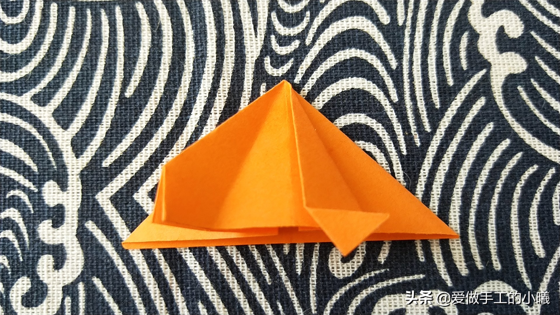 向日葵手工折纸手抄报立体,可以套在手上的向日葵折纸