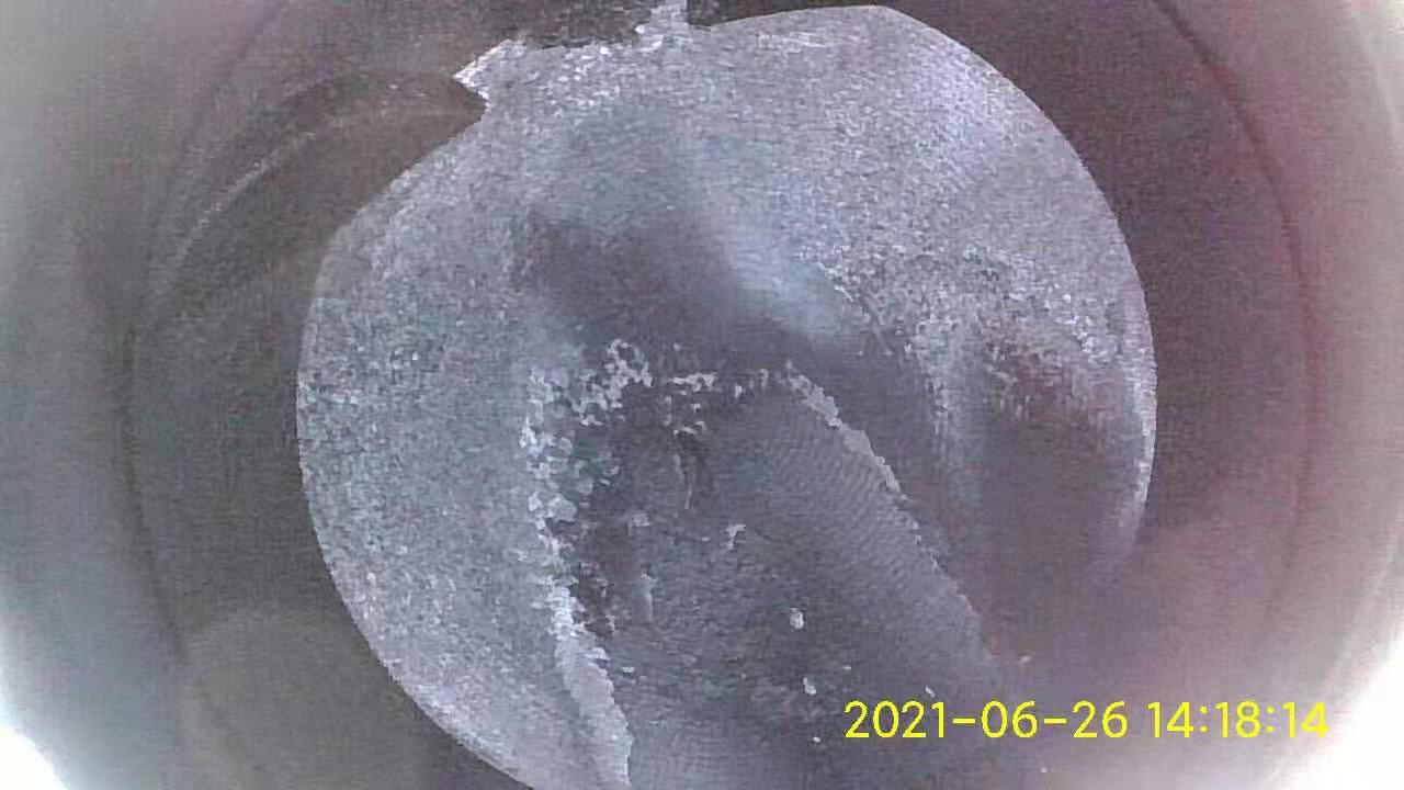 奥迪a6l怠速低车身抖动什么原因,奥迪a4l怠速间歇性抖动正常吗