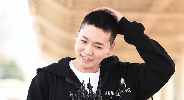 金秦禹李昇勋入伍,winner金秦禹腹肌