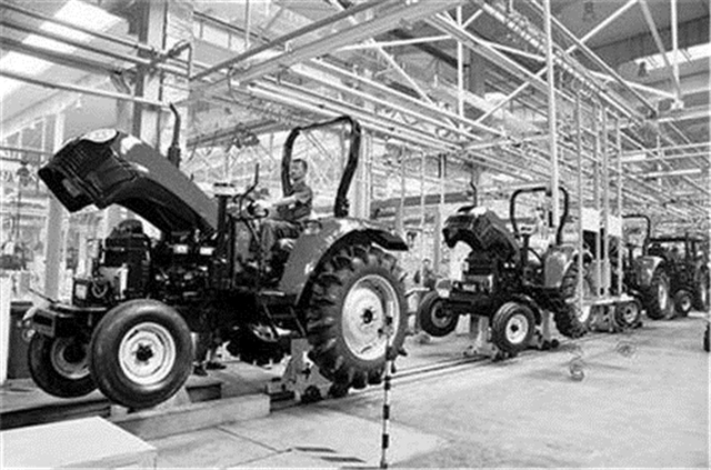 新乡一拖历任厂长,新乡市第一拖拉机厂兴衰史