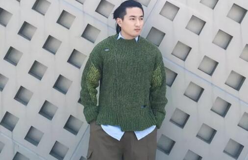 郭敬明为何叫小金人,郭敬明穿大衣完整视频