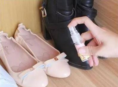 公交站自助口罩售卖机,口罩自助售卖机免费投放