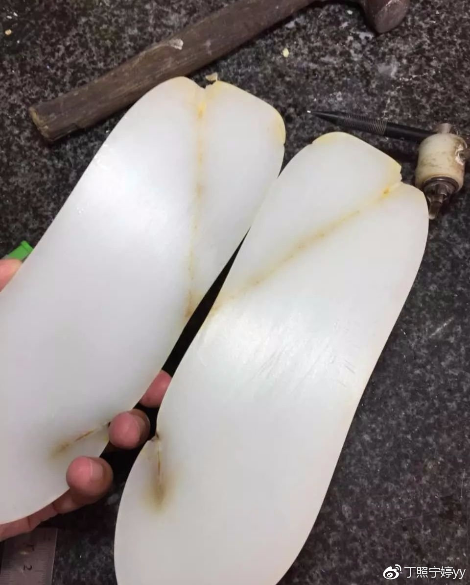 一招鉴别俄料和籽料,鉴别俄料