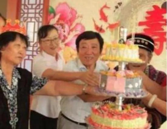 老人过寿后还能每年过生日吗,一般老人过寿要过几岁生日