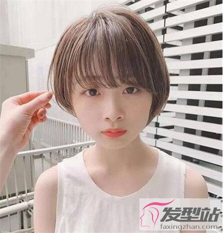 显瘦短发圆脸图片,适合圆脸的流行短发女款