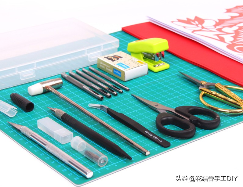 纸艺手工：立体贺卡做起来，过年送祝福，几张卡纸就搞定