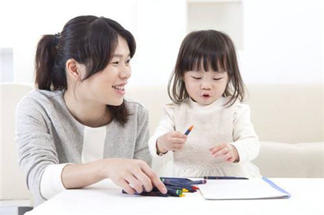 面对孩子抑郁焦虑甚至自杀，作为父母应该怎么做