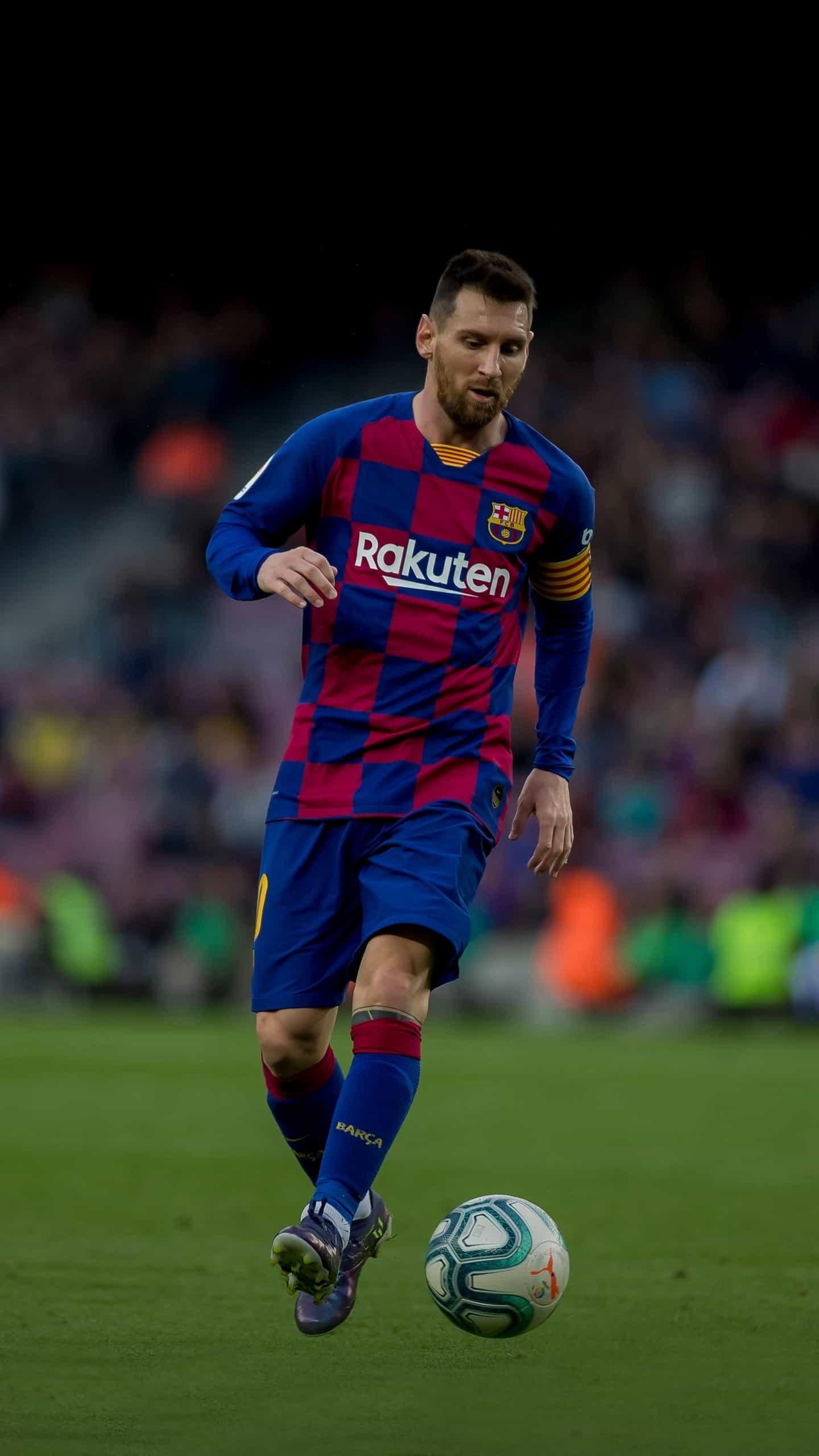 让我掉下眼泪的不止昨夜的酒，还有那该死的足球