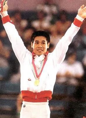 鞋价暴涨31倍，*疆新**棉事件之后的李宁，是如何应对质疑再翻身的？