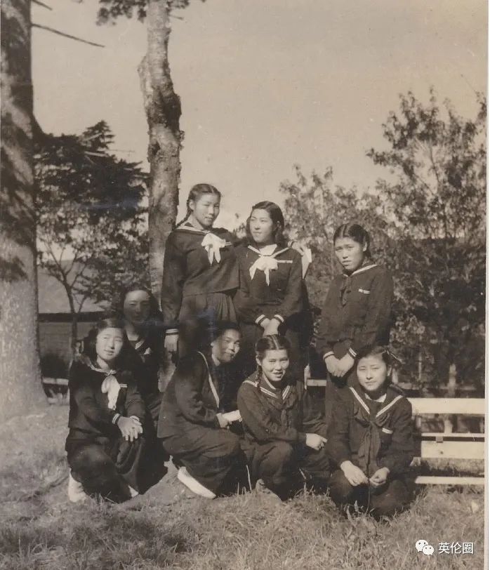 英国国王怎么也想不到，给他设计的童装在157年后火成这样