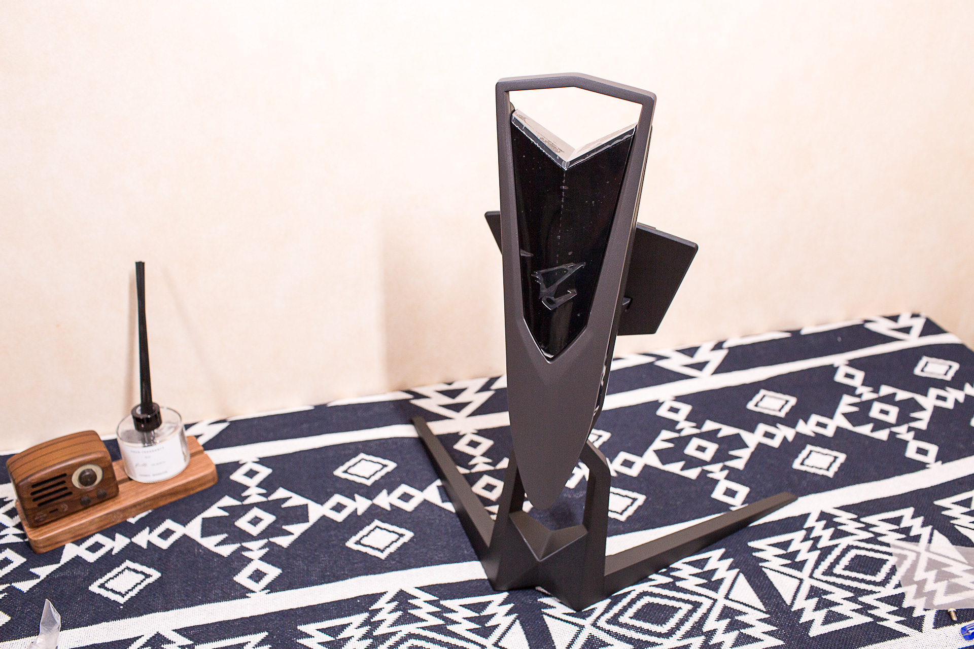 240hz原生10bit显示器,原生240hz显示器可以超频吗