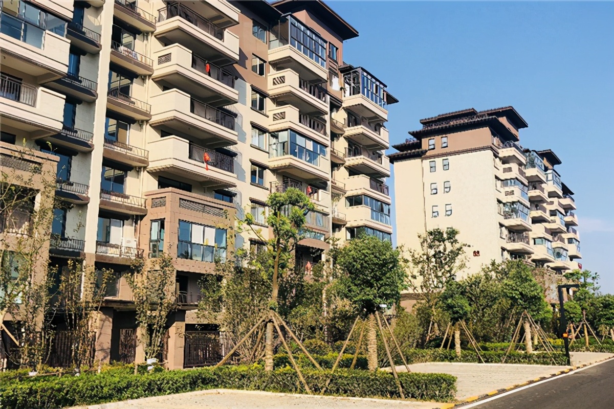 小高层选三楼好,小高层三楼好还是顶层好