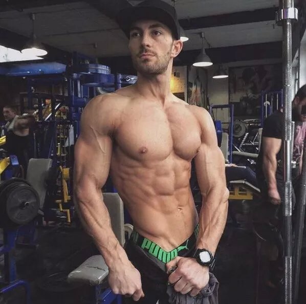 最高效的健身房一周训练计划,新人健身房健身一周训练计划