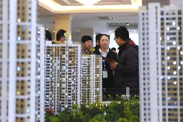 鑹鸿鐢熸椿,鑹鸿