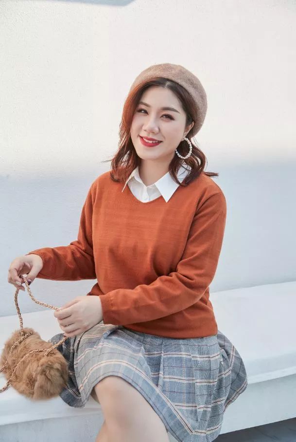 胖人穿毛衣怎么搭配显腿细,胖人穿好看的毛衣