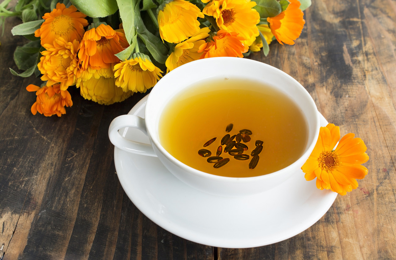 一杯小麦茶,一杯小麦