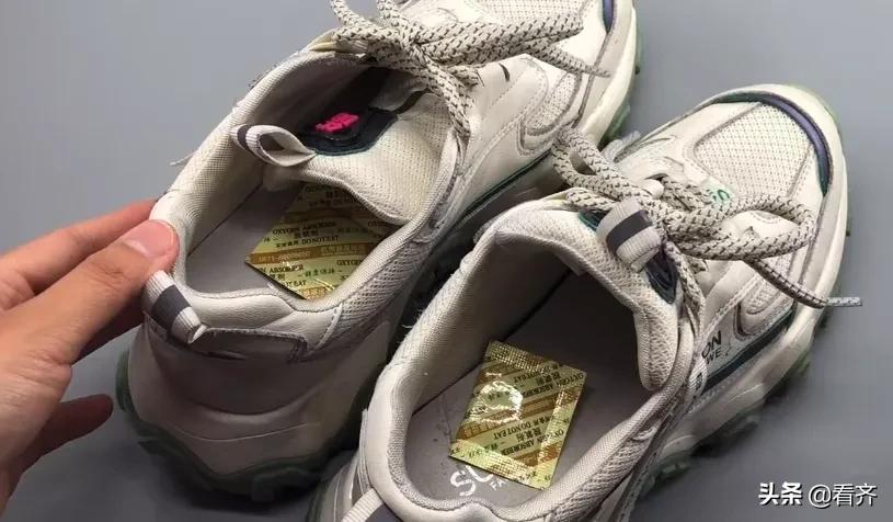 食品里的干燥剂有什么用,食品干燥剂日常妙用