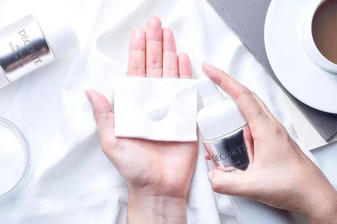 黛珂植物韵律水乳清爽滋润怎么选,黛珂植物韵律水乳清爽和滋润