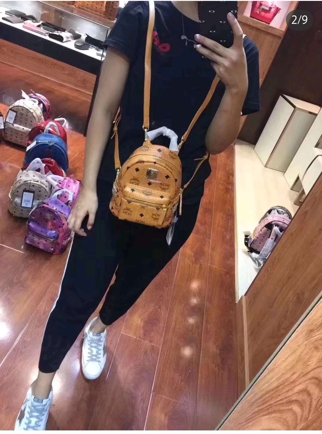 MCM的双肩包你入了吗？出门旅行凹造型完美胜任！