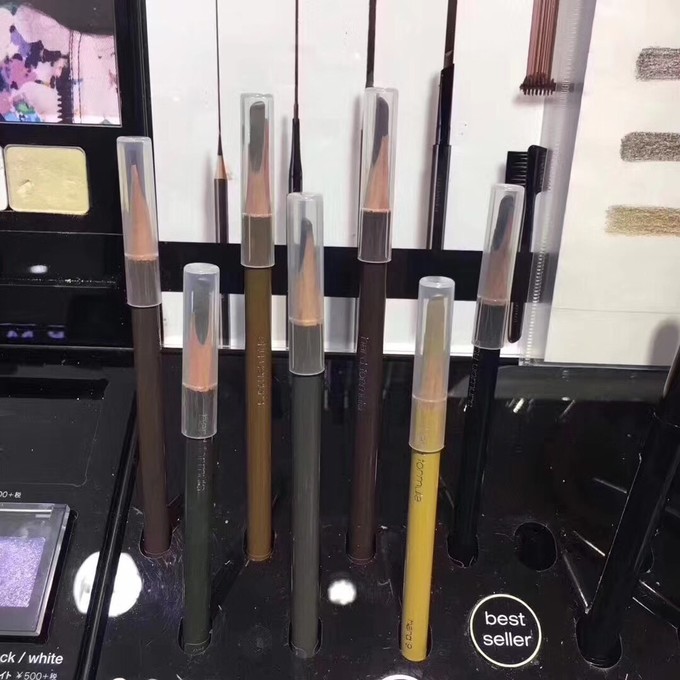 日本的彩妆品牌哪个气垫最好,日本最好用的十大粉底