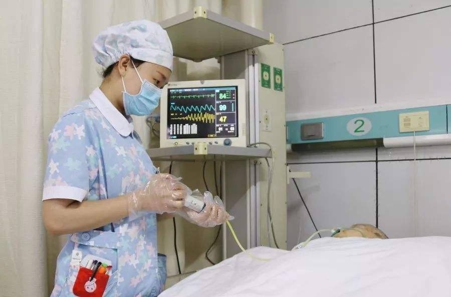 鼻饲胃管晚上呛咳,鼻饲胃管插好为什么会呛咳