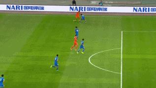 张弛断腿瞬间,张弛断腿归来视频