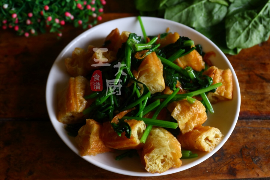 油条这样做好吃不腻让你天天想吃,家庭版油条简单的食材