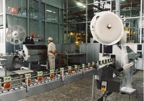 维维豆奶怎么打开,早期维维豆奶欢乐开怀广告