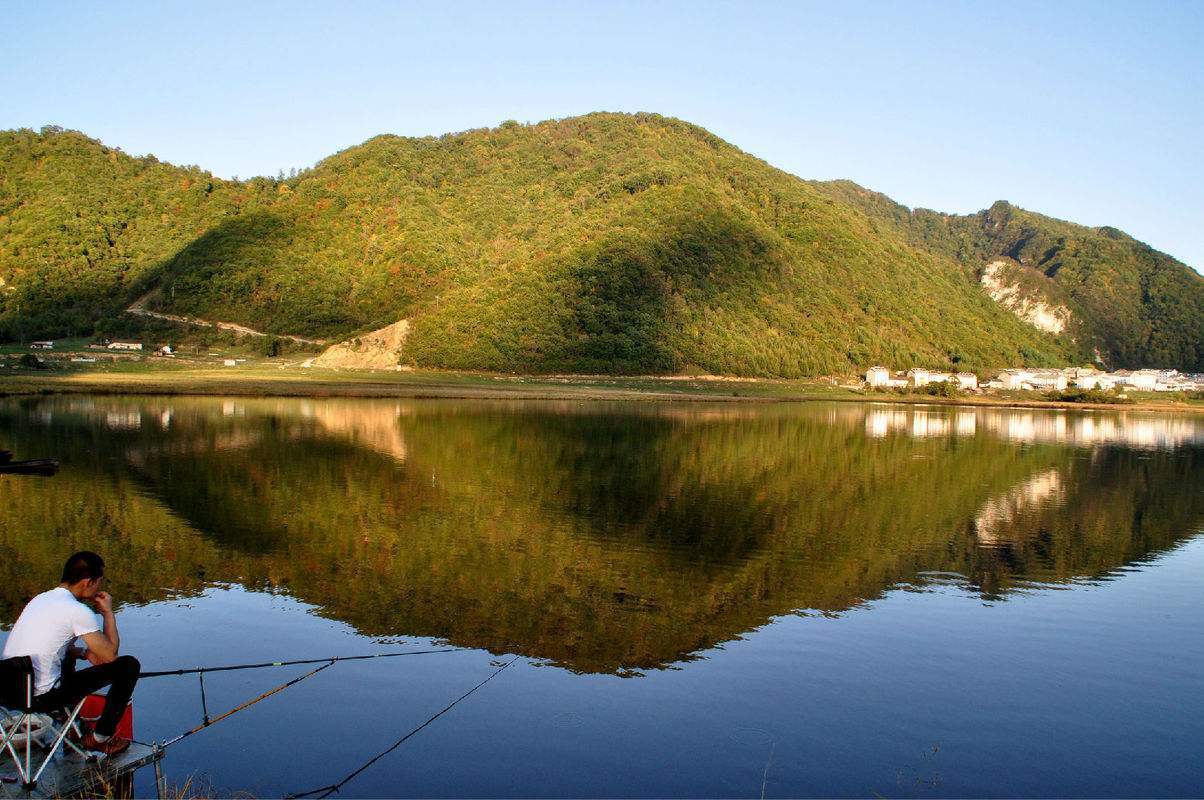 台钓鲫鱼竿钓大物什么台钓竿好,台钓怎么选竿子好用