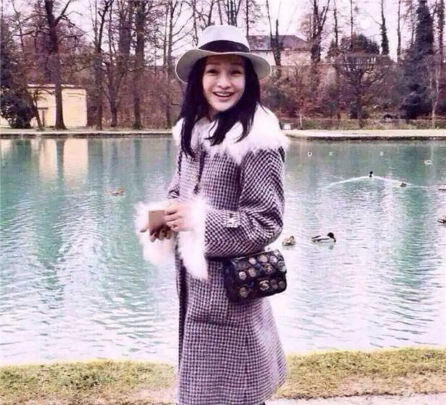 顾佳香奈儿包包,顾佳和香奈儿现状