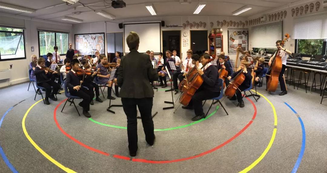 中国超9分纪录片，威敏、德威公学齐上阵，揭秘英国精英教育真相