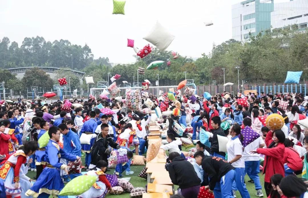 广大附中国防班免学费吗,广大附的国防班是重点班吗