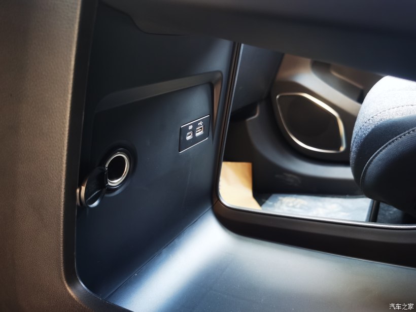 福特领裕黑色5座2021试驾视频,福特领裕suv评测0-100加速