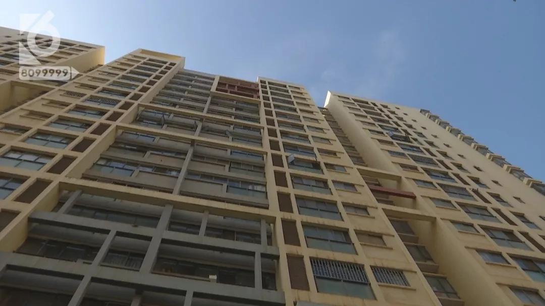 “一个火一样的东西落下来”，张女士的“*萨特帕**”被炸通了