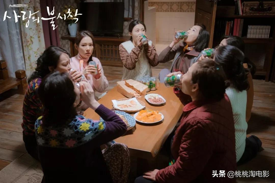 连朋友老妈都超上瘾的高甜剧《爱的迫降》,情人节就选择她吧