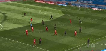 德甲拜仁逆转勒沃库森夺冠,德甲拜仁逆转胜斯图加特