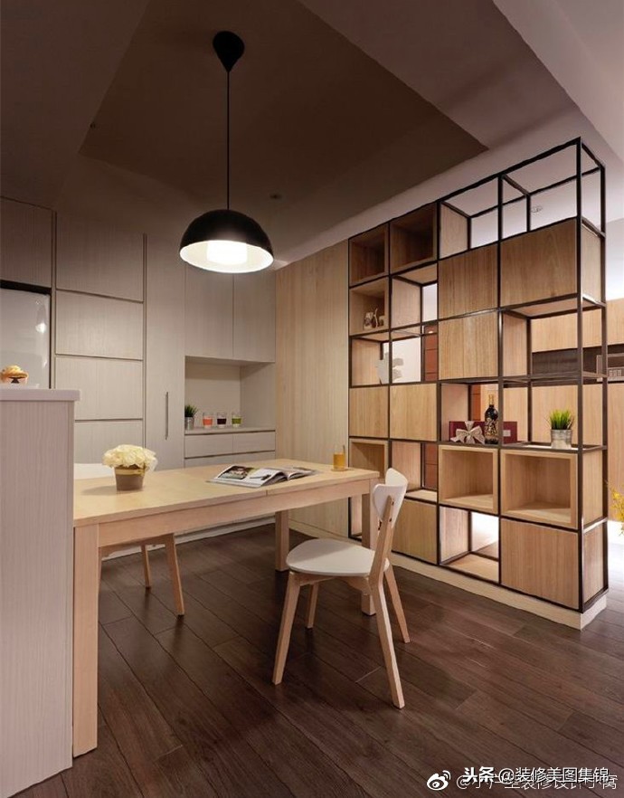 客厅和餐厅隔断柜,餐厅隔断设计带移门