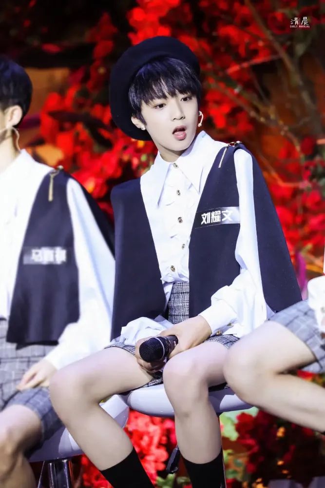 刘耀文|娱乐圈顶流圈层新增一位15岁少年？